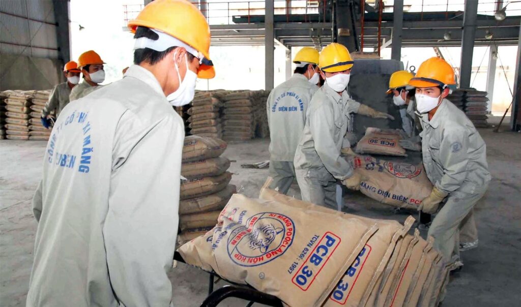 Giá xi măng đầu năm 2025 đồng loạt tăng 50.000đ/tấn